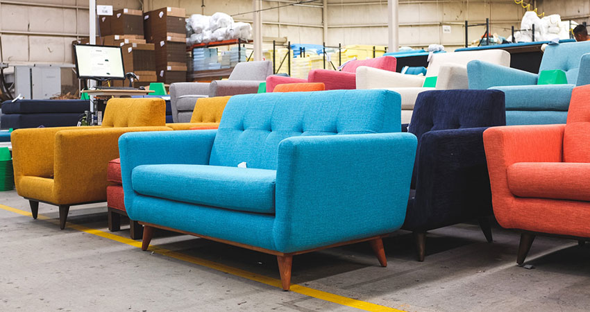 Recommerce furniture in a warehouse